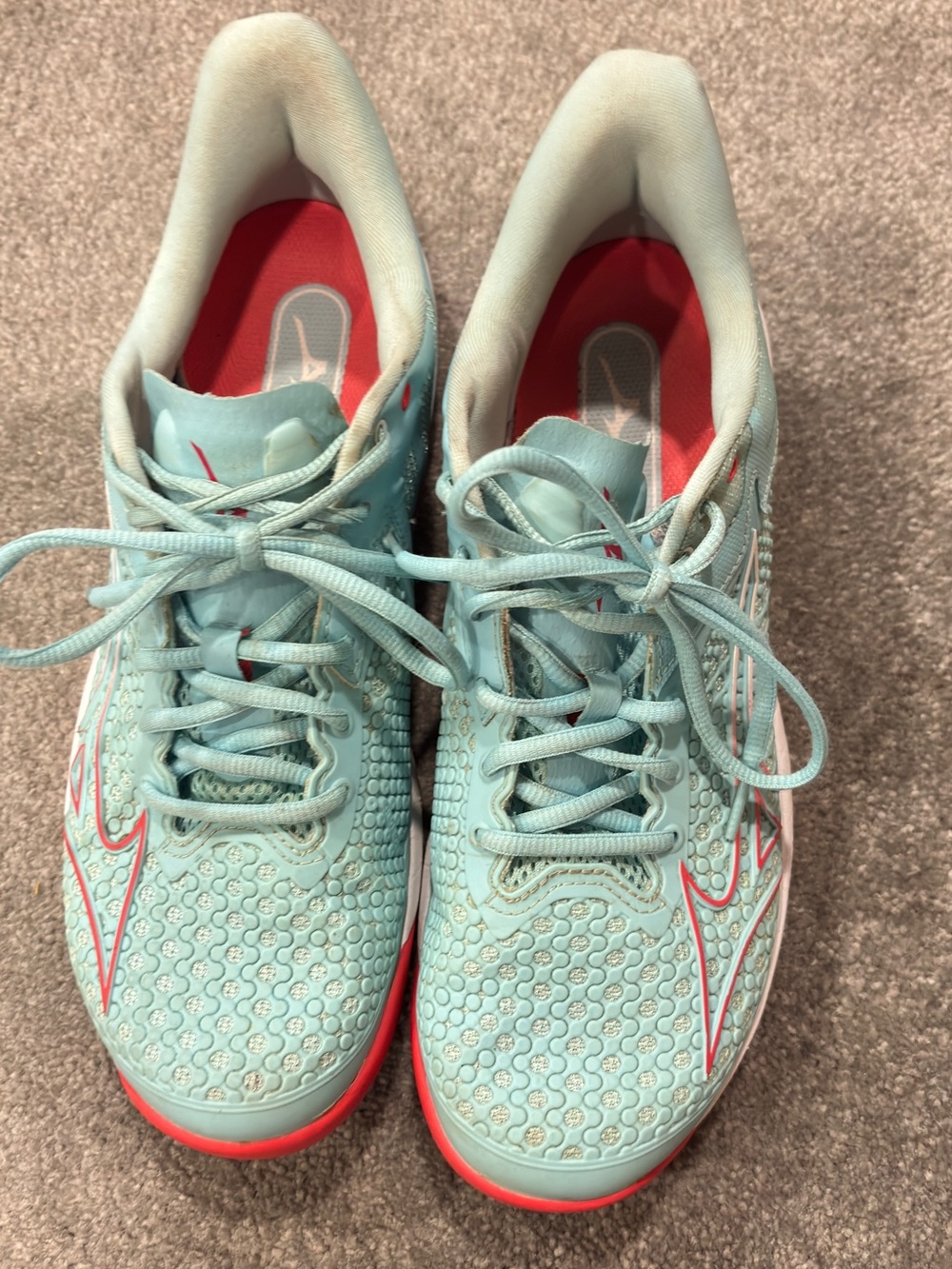 Mizuno Women's Aqua Wave Sneakers with Coral Trim